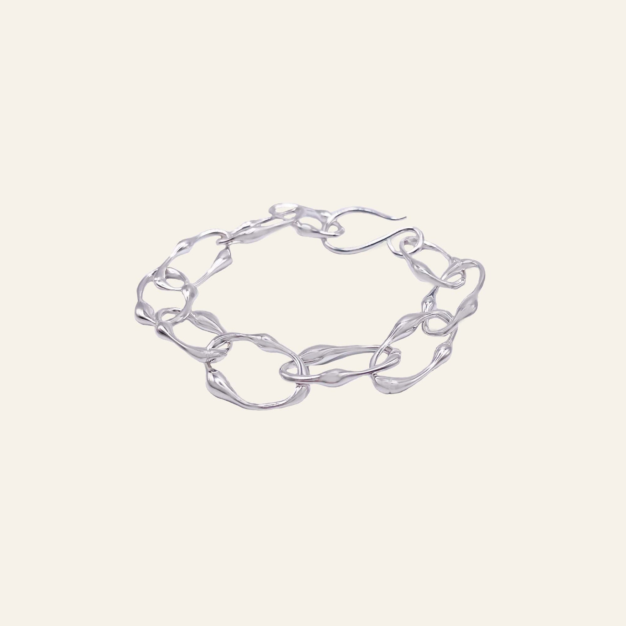 Hollow Chain Link Bracelet