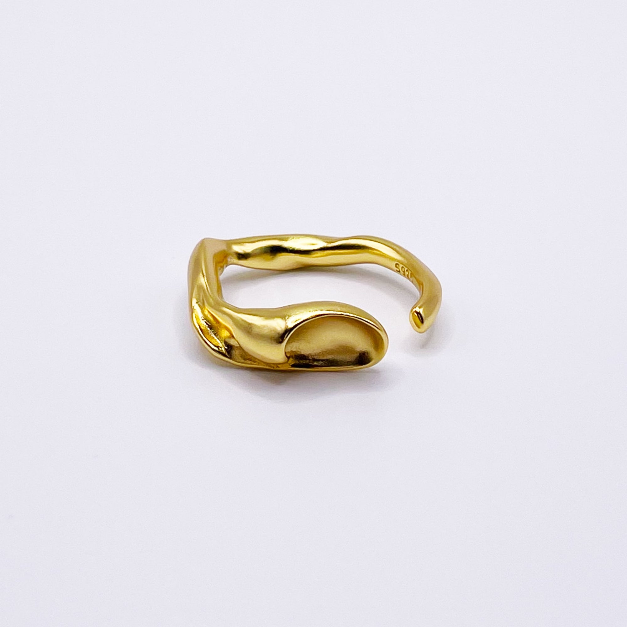 Tube Gold Ring