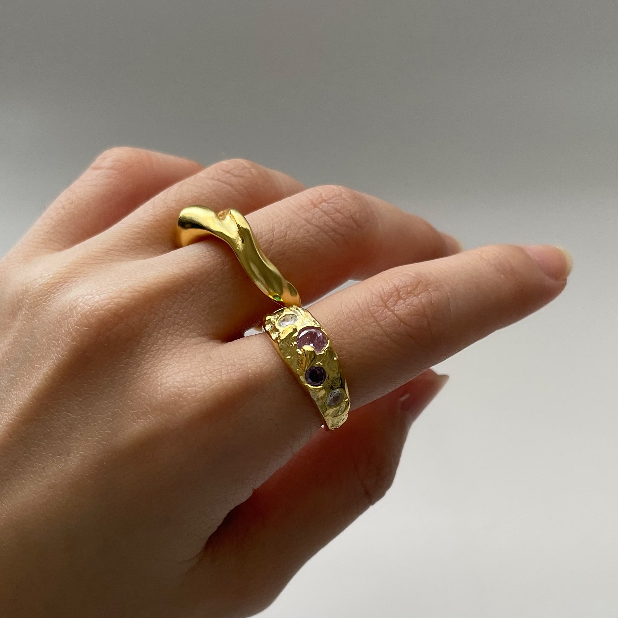 Tube Gold Ring