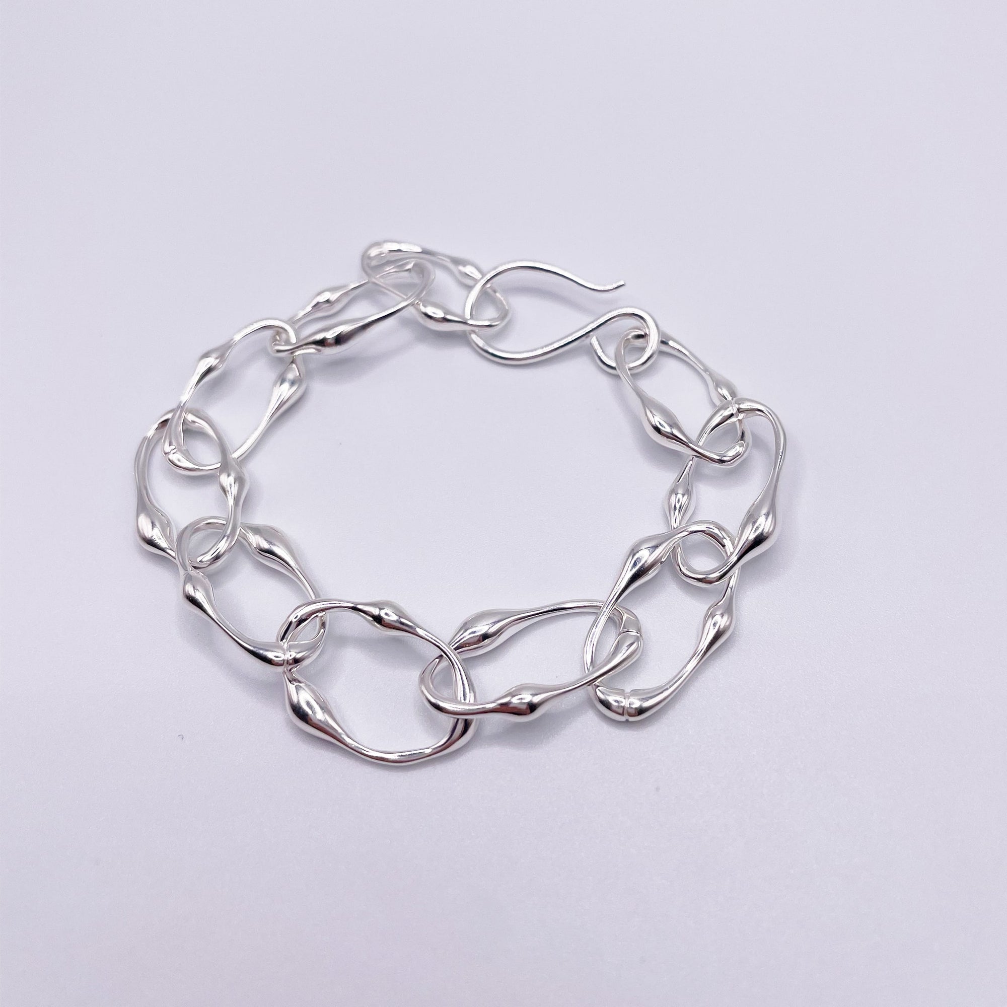 Hollow Chain Link Bracelet