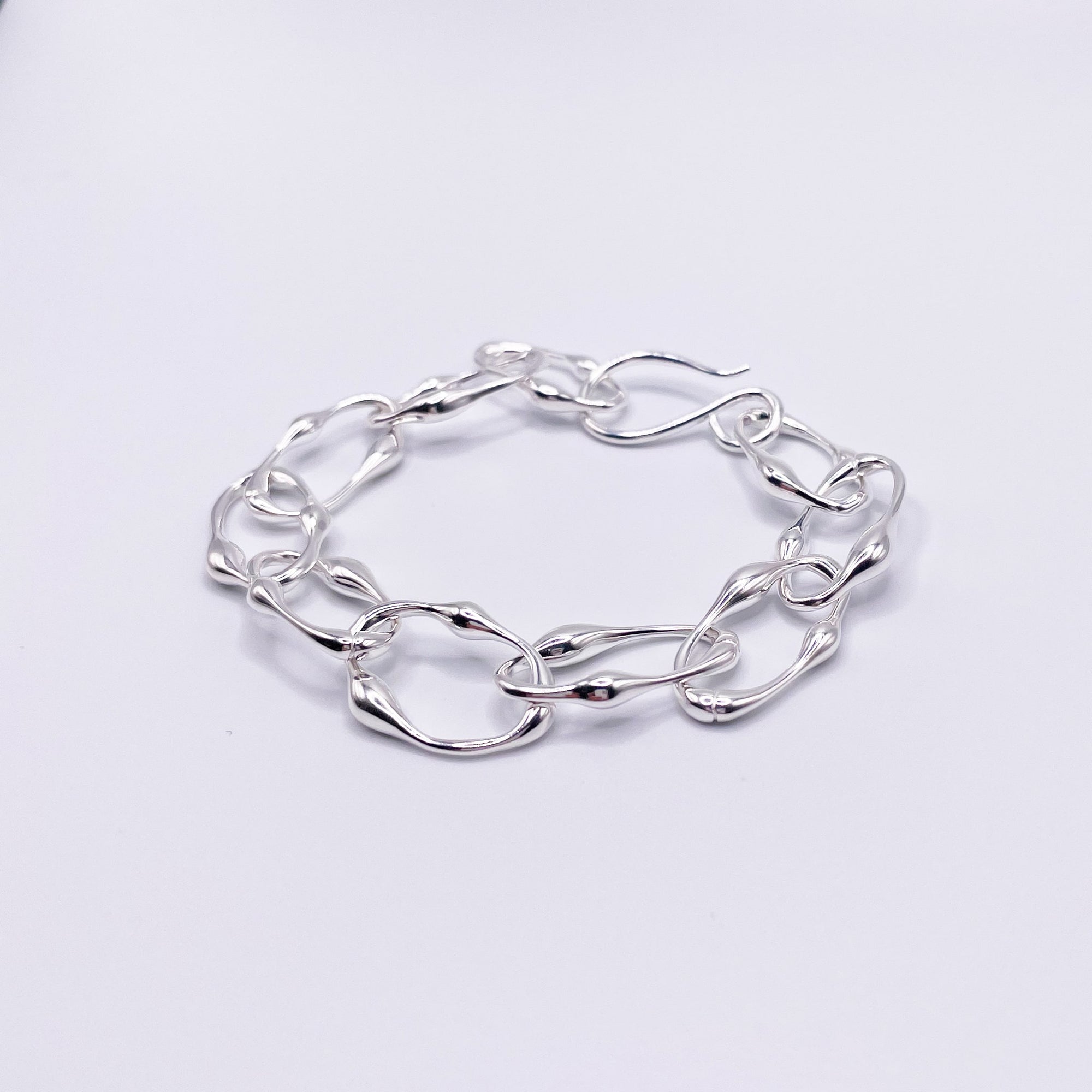 Hollow Chain Link Bracelet