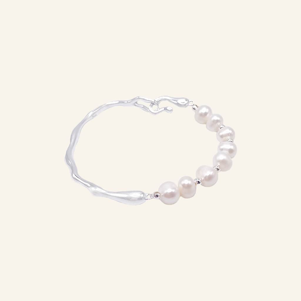 Geometric Pearl Bracelet