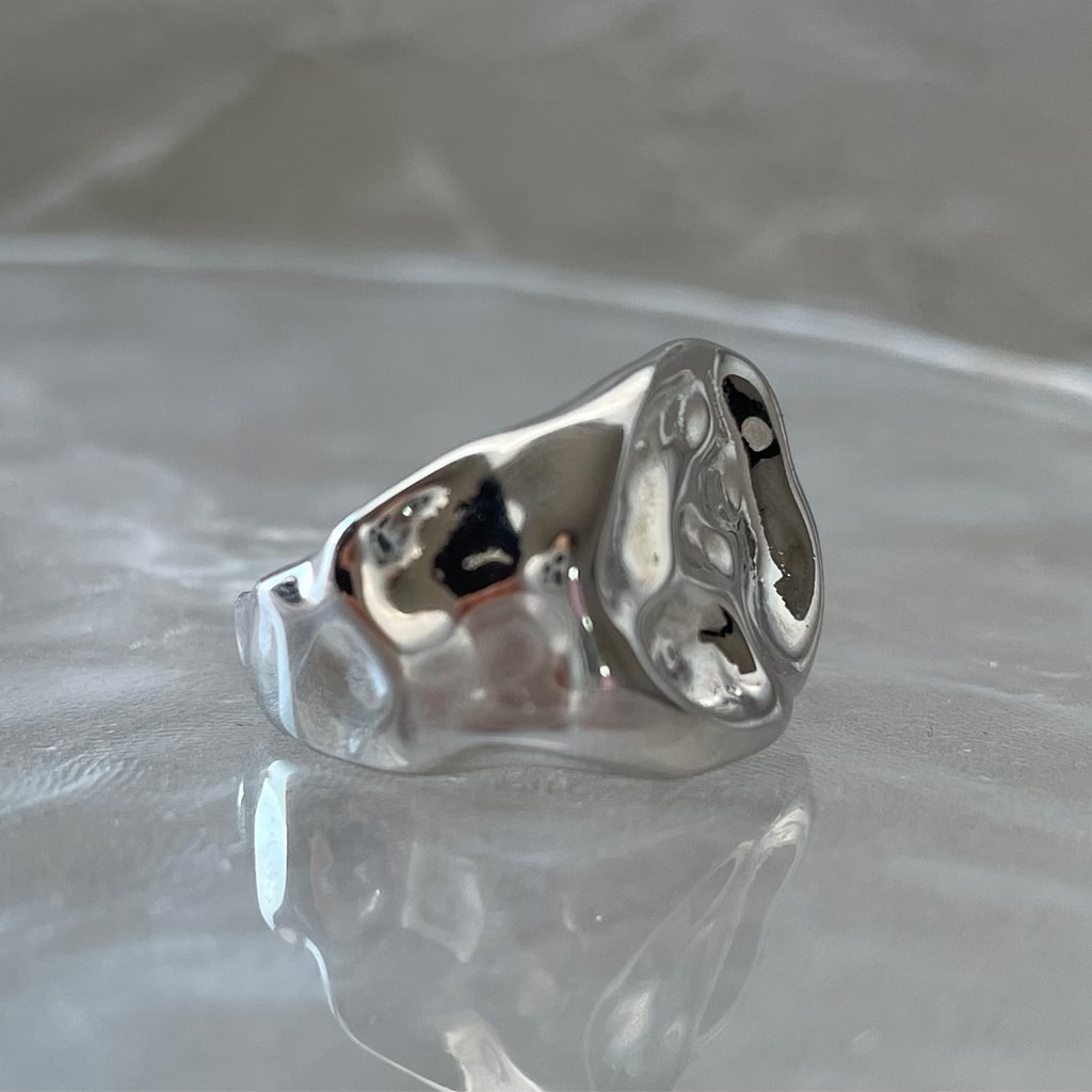 Special Shaped Ring