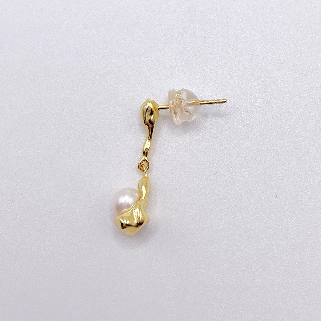 Pearl Drop Earrings