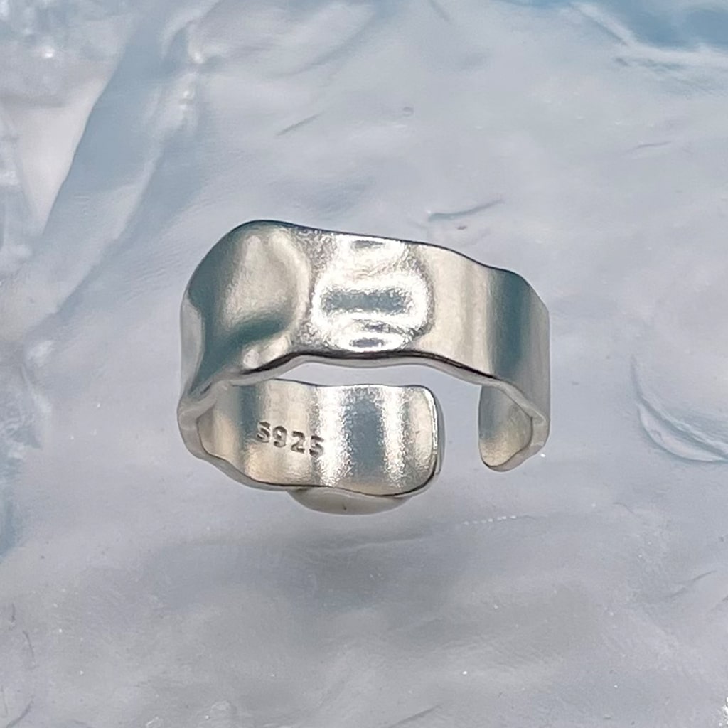 Geometric Ring